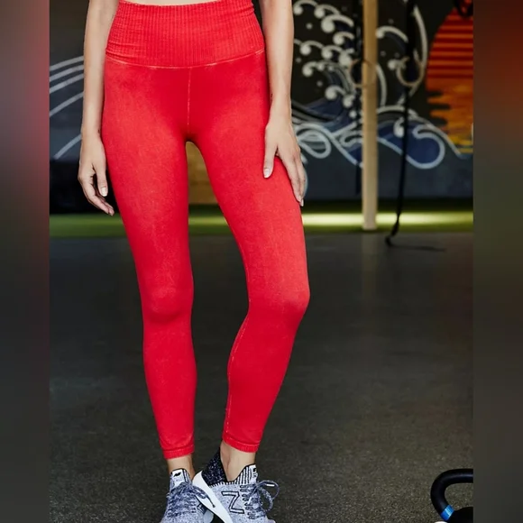 Free People High Rise 7/8 Length Good Karma Leggings Red Apple M/L FP149 - Picture 4 of 11